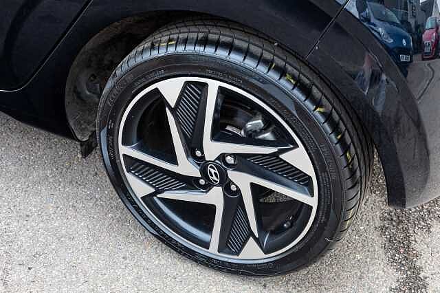 Hyundai i10 1.2 [79] Premium 5dr Auto [Nav]