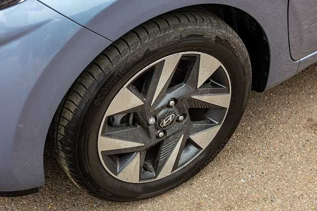 Hyundai i10 1.0 [63] Advance 5dr Auto [Nav]