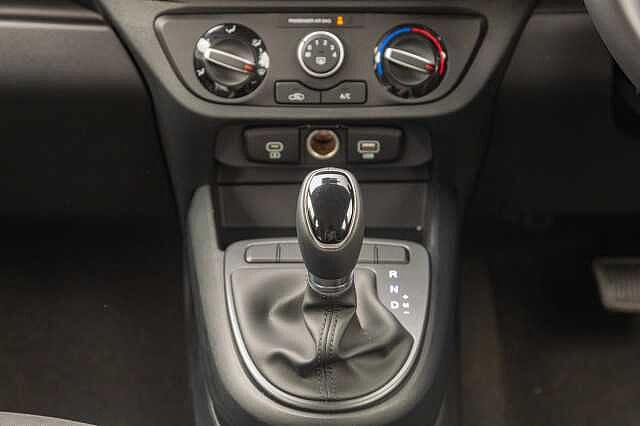 Hyundai i10 1.0 [63] Advance 5dr Auto [Nav]