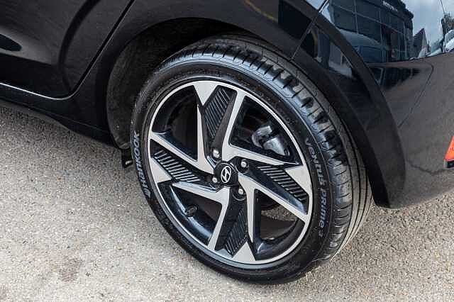 Hyundai i10 1.2 [79] Premium 5dr Auto [Nav]