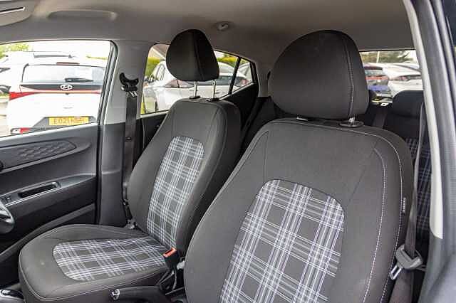 Hyundai i10 1.2 [79] Premium 5dr Auto [Nav]
