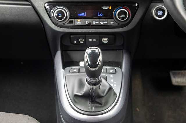Hyundai i10 1.2 [79] Premium 5dr Auto [Nav]