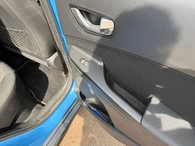Hyundai KONA 1.6 GDi Hybrid Premium 5dr DCT