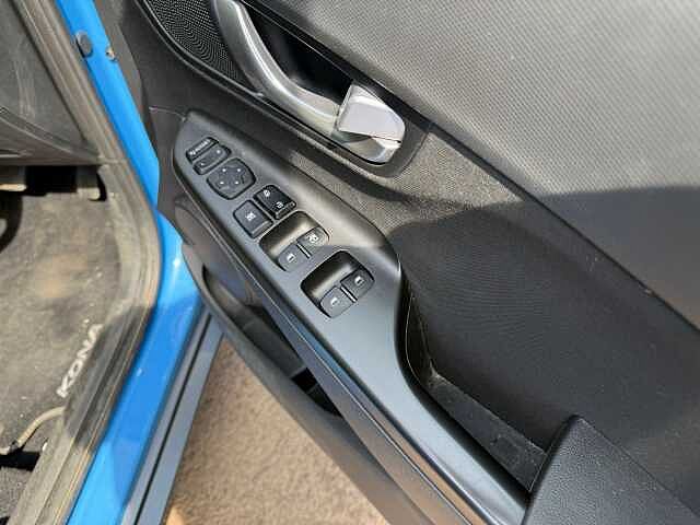 Hyundai KONA 1.6 GDi Hybrid Premium 5dr DCT
