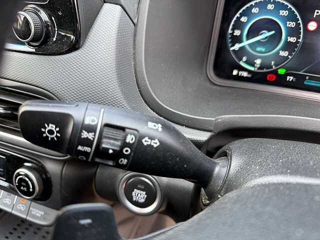 Hyundai KONA 1.6 GDi Hybrid Premium 5dr DCT