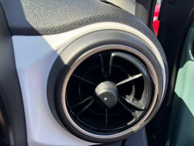 Hyundai I10 1.2 MPi Premium 5dr Green