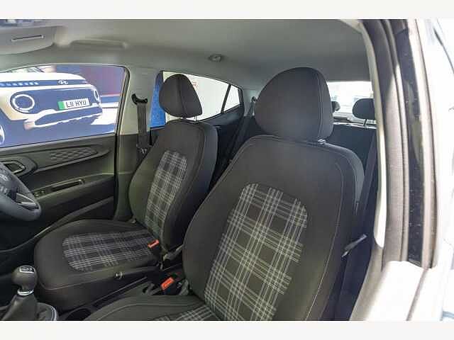 Hyundai i10 1.2 [79] Premium 5dr [Nav]