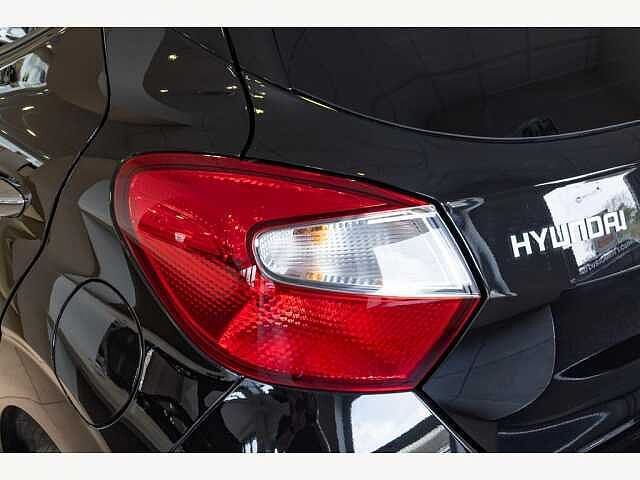 Hyundai i10 1.2 [79] Premium 5dr [Nav]