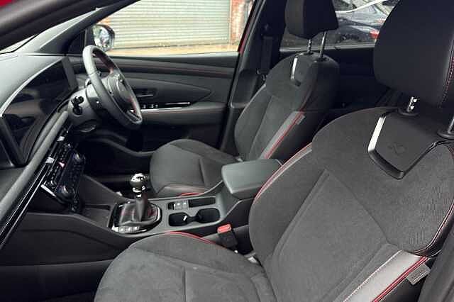 Hyundai TUCSON 1.6T 150 N Line S 5dr Red