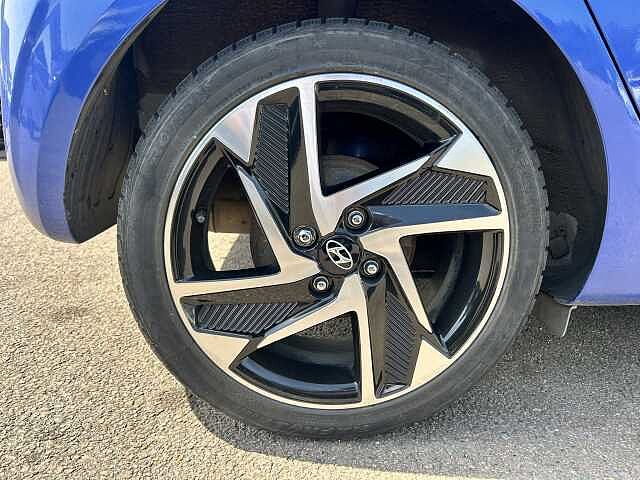 Hyundai i10 1.2 MPi Premium 5dr