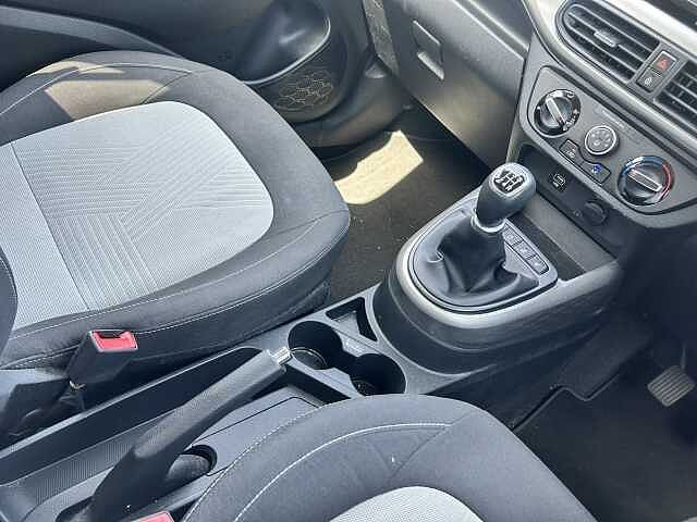 Hyundai i10 1.2 MPi Premium 5dr