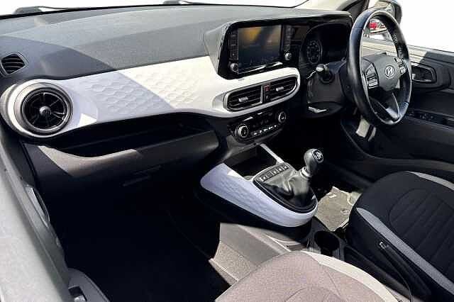 Hyundai i10 1.2 MPi Premium 5dr