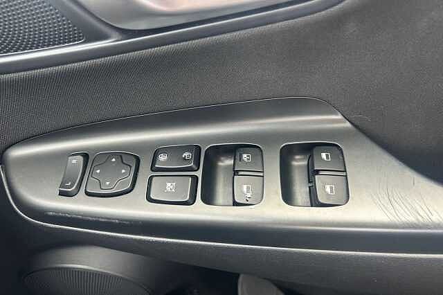 Hyundai KONA 1.0 TGDi 48V MHEV SE Connect 5dr