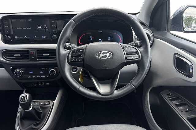 Hyundai i10 1.0 MPi Premium 5dr