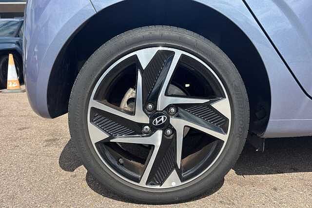 Hyundai i10 1.0 MPi Premium 5dr