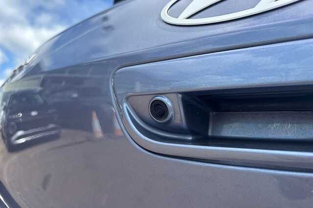Hyundai i10 1.0 MPi Premium 5dr