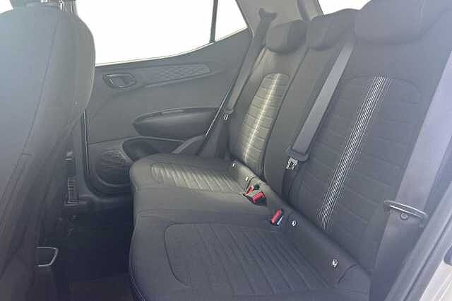 Hyundai i10 1.0 MPi Premium 5dr Auto