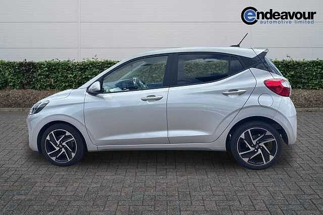 Hyundai i10 1.0 MPi Premium 5dr Auto