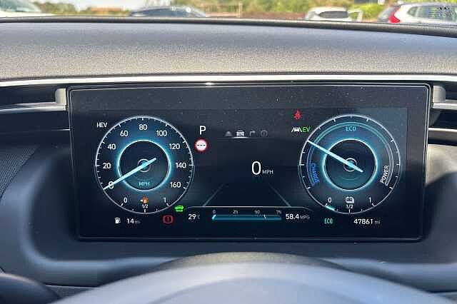 Hyundai TUCSON 1.6 TGDi Plug-in Hybrid Premium 5dr 4WD Auto
