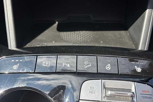 Hyundai TUCSON 1.6 TGDi Plug-in Hybrid Premium 5dr 4WD Auto