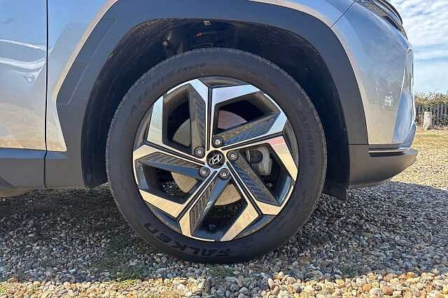 Hyundai TUCSON 1.6 TGDi Plug-in Hybrid Premium 5dr 4WD Auto