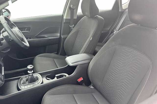 Hyundai KONA 1.0T Advance 5dr