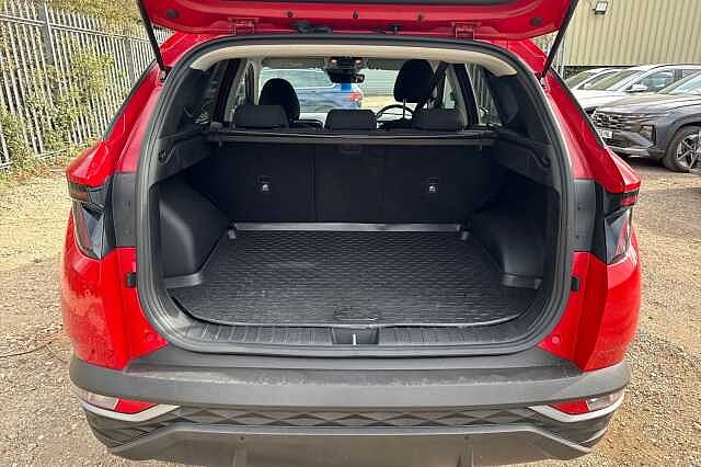 Hyundai TUCSON 1.6 TGDi 48V MHD SE Connect 5dr 2WD DCT