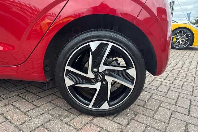 Hyundai i10 1.0 [63] Premium 5dr [Nav]