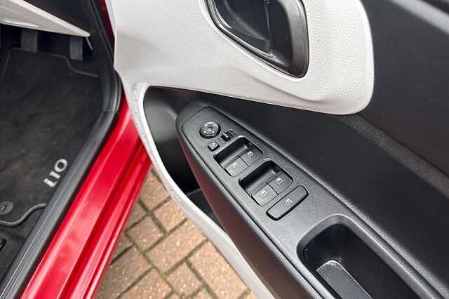Hyundai i10 1.0 [63] Premium 5dr [Nav]