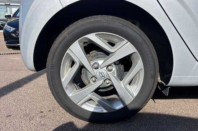 Hyundai i10 1.0 MPi SE Connect 5dr