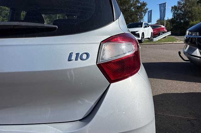 Hyundai i10 1.0 MPi SE Connect 5dr
