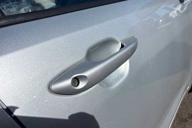 Hyundai i10 1.0 MPi SE Connect 5dr
