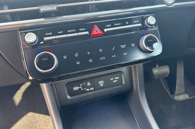 Hyundai TUCSON 1.6T 239 Hybrid Black Line 5dr Auto