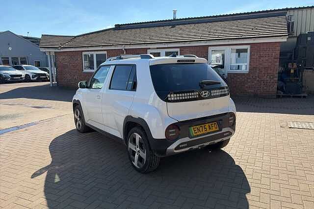 Hyundai INSTER 85kW 02 49kWh 5dr Auto White