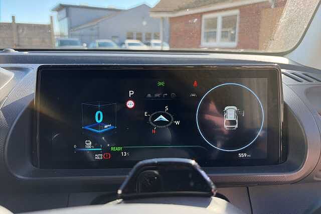 Hyundai INSTER 85kW 02 49kWh 5dr Auto White