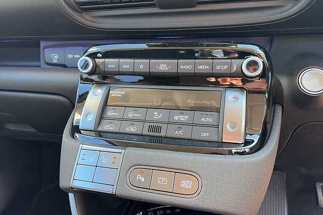 Hyundai INSTER 85kW 02 49kWh 5dr Auto White