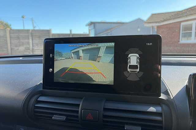 Hyundai INSTER 85kW 02 49kWh 5dr Auto White